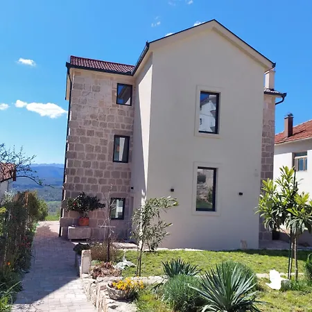 đirada Luxory Stone Near Blue Lake& Makarska *