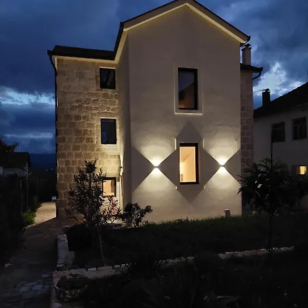 Stone Luxury Imota Willa