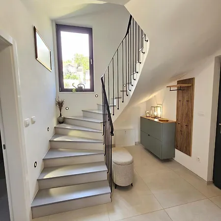 Dirada Villa