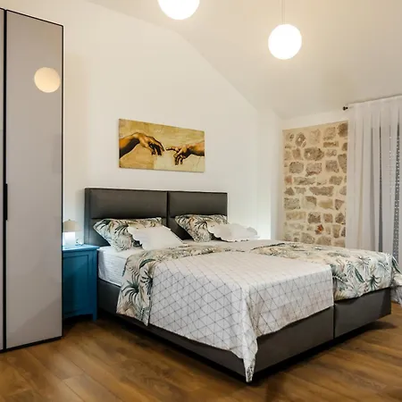 Stone Luxury Imota