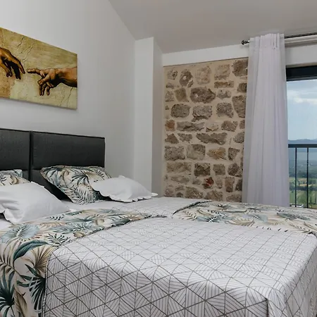 Stone Luxury Imota
